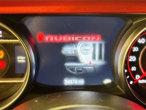 Used 2021 Jeep Gladiator Rubicon image 12