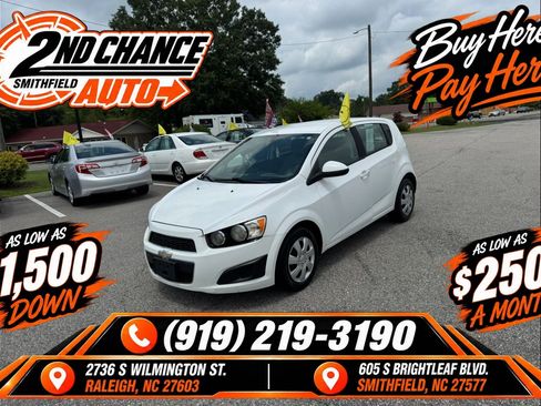 Used 2016 Chevrolet Sonic LS FWD image 1