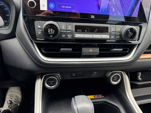 Used 2025 Toyota Grand Highlander Limited image 5