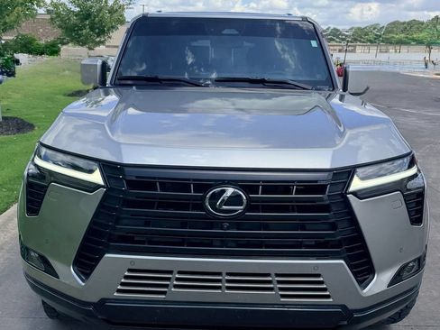 Used 2025 Lexus GX 550 AWD/4WD image 12