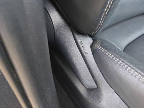 Used 2021 Toyota RAV4 XLE Premium FWD image 26