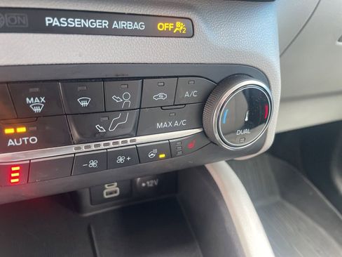 Used 2024 Ford Escape Active image 24