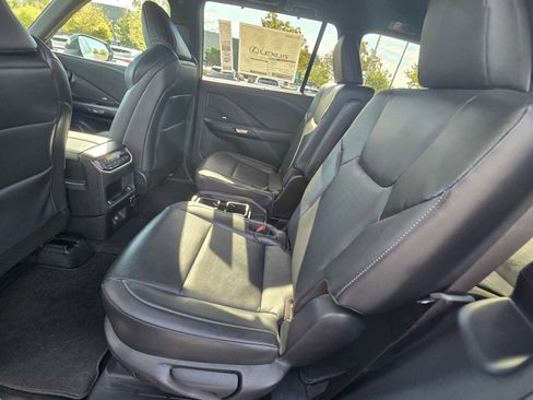 New 2026 Lexus TX 500h AWD image 21