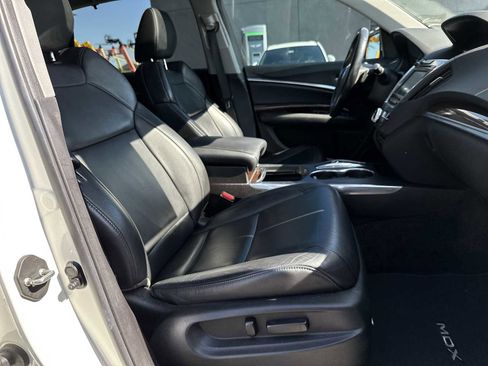 Used 2017 Acura MDX w/Technology/Entertainment Pkg image 26