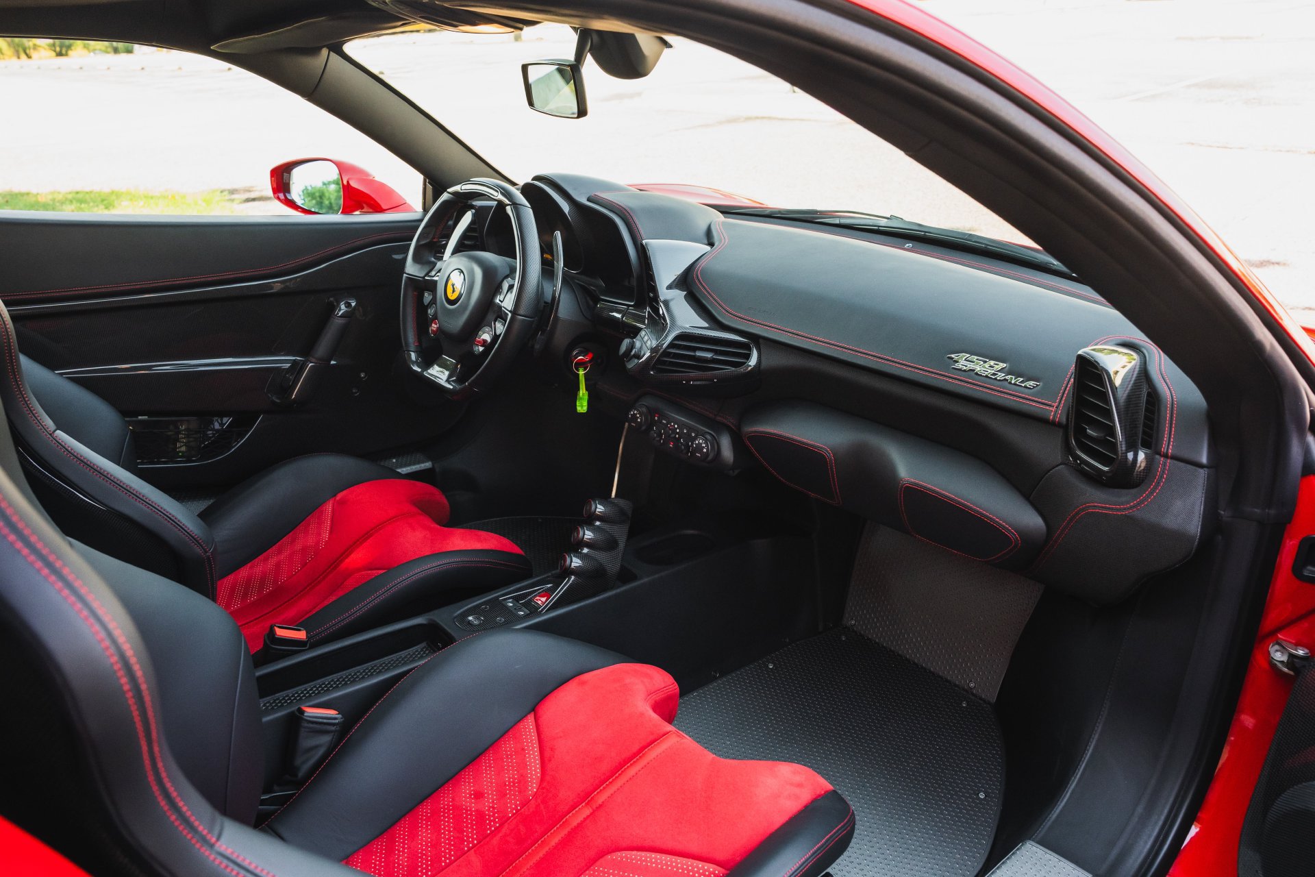 Used 2015 Ferrari 458 Speciale Coupe RWD image 73