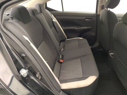 Used 2021 Nissan Versa SV FWD image 19