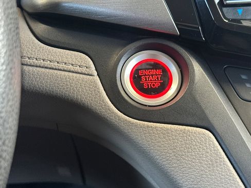 Used 2020 Honda Odyssey EX image 22