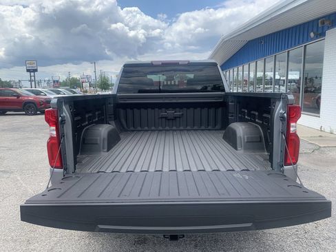 New 2026 Chevrolet Silverado 1500 RST w/ Z71 Off-Road Package AWD/4WD image 11