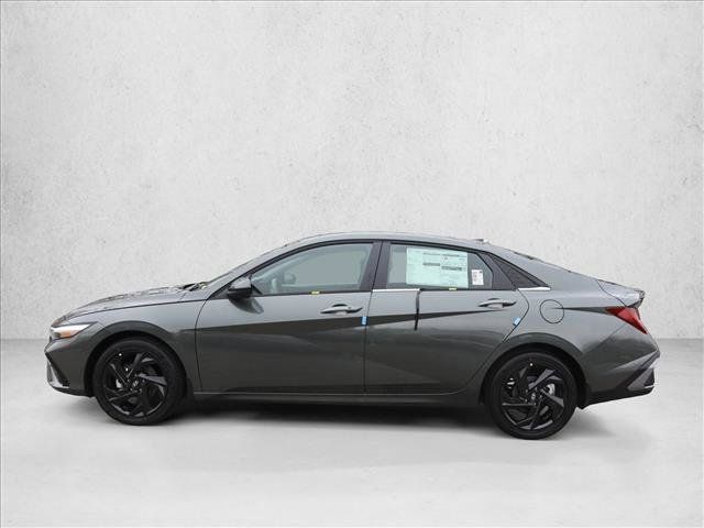 Certified 2026 Hyundai Elantra SEL Sport Premium FWD image 8
