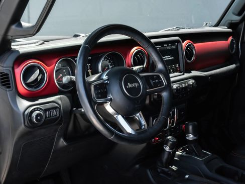 Used 2018 Jeep Wrangler Unlimited Rubicon w/ Dual Top Group image 9