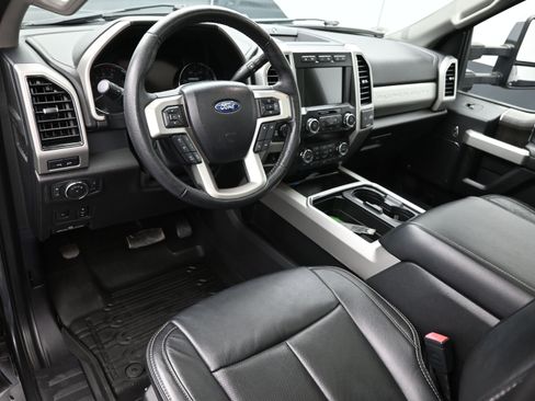 Used 2020 Ford F350 Lariat w/ Lariat Ultimate Package image 21