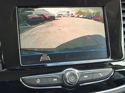 Used 2022 Buick Encore Preferred image 49