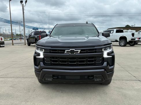 Used 2023 Chevrolet Silverado 1500 RST AWD/4WD image 3