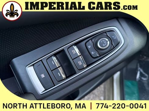 New 2025 Subaru Ascent Limited image 22