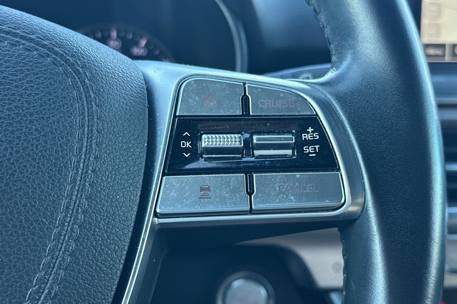 Used 2022 Kia Telluride SX w/ Towing Package FWD image 39