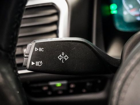 Used 2020 BMW 840i Coupe w/ M Sport Package image 29