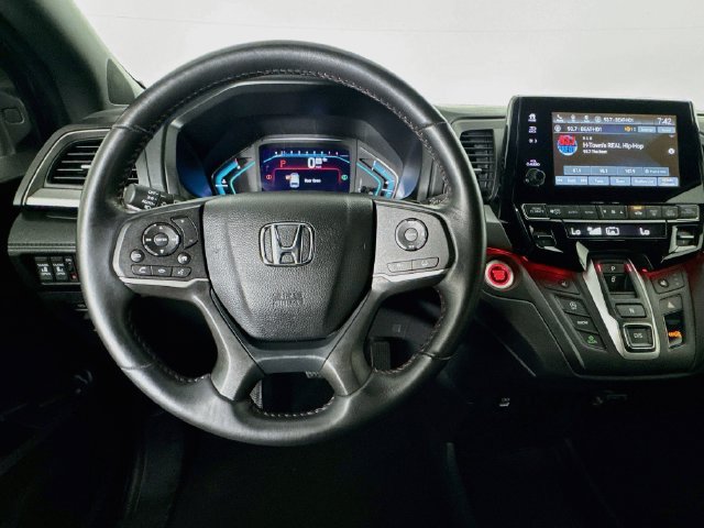 Used 2023 Honda Odyssey Sport image 10