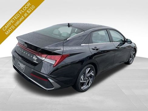 Used 2024 Hyundai Elantra Limited FWD image 6