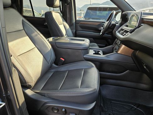 Used 2022 Chevrolet Tahoe High Country AWD/4WD image 32
