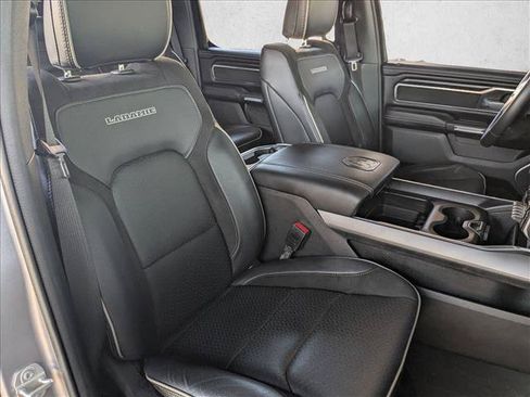 Used 2024 RAM 1500 Laramie AWD/4WD image 21