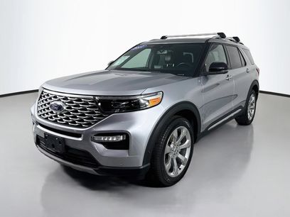 Used 2020 Ford Explorer Platinum w/ Premium Technology Package