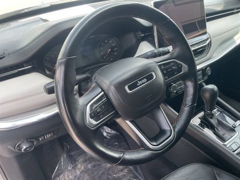 Used 2022 Jeep Compass Limited AWD/4WD image 6