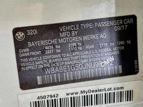 Used 2018 BMW 320i Sedan RWD image 40