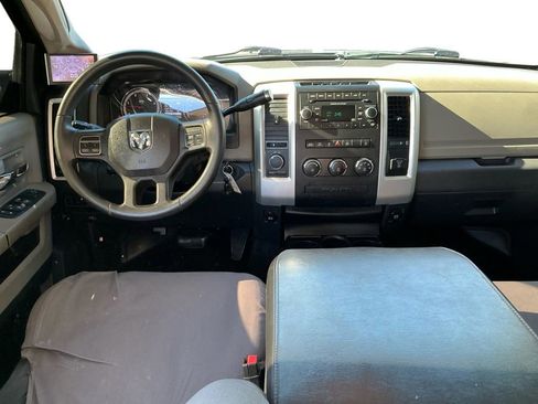 Used 2012 RAM 2500 SLT w/ Cold Weather Group image 17