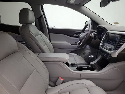 Used 2018 GMC Acadia SLT image 21