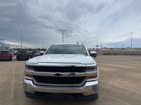 Used 2019 Chevrolet Silverado 1500 LT w/ All Star Edition AWD/4WD image 5