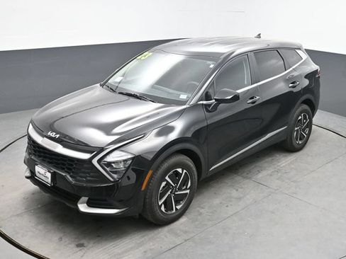 Used 2023 Kia Sportage LX AWD/4WD image 31