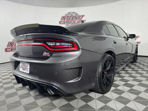 Used 2019 Dodge Charger Scat Pack w/ Dynamics Package RWD image 29