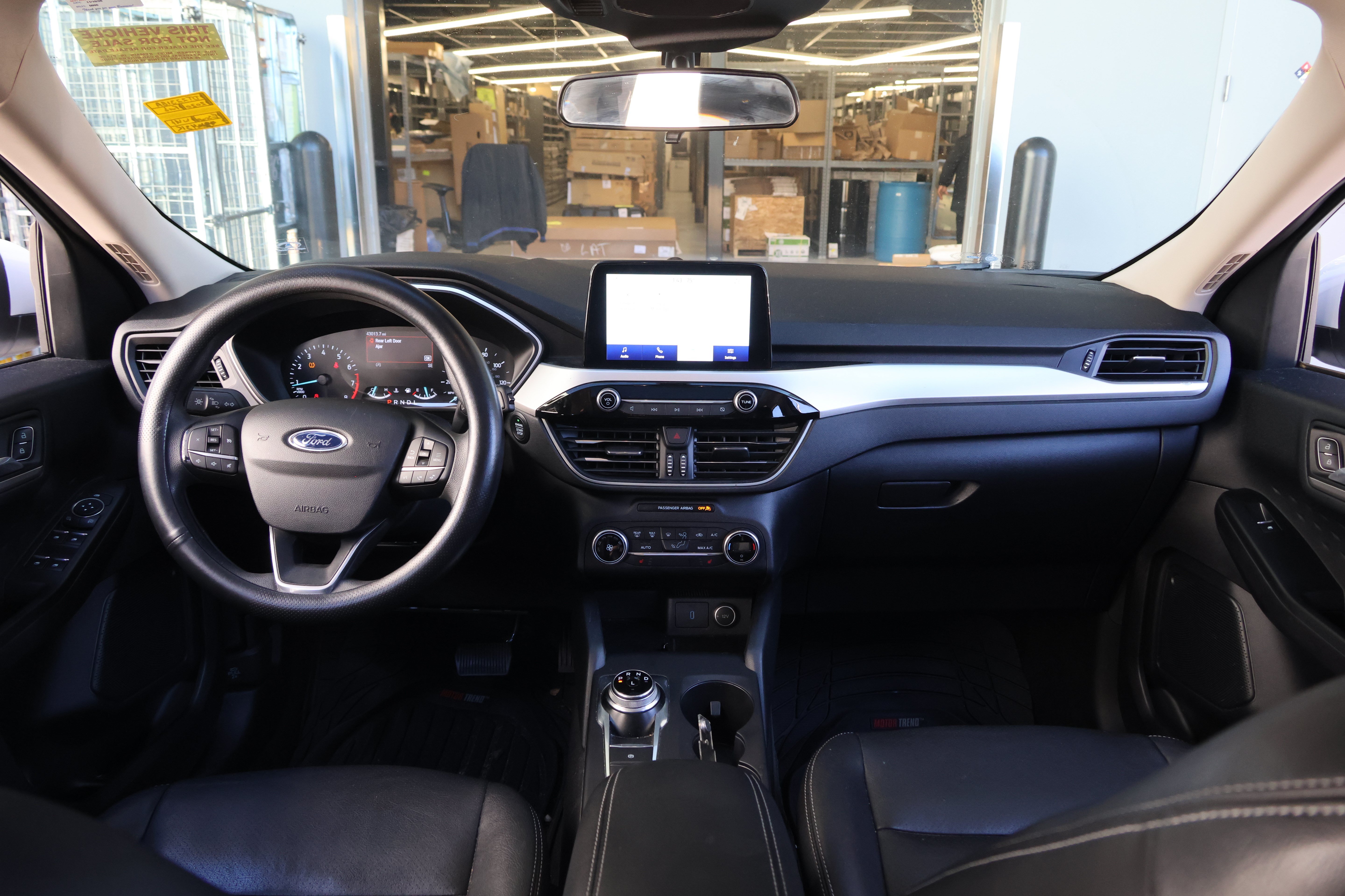 Used 2020 Ford Escape SE FWD image 28
