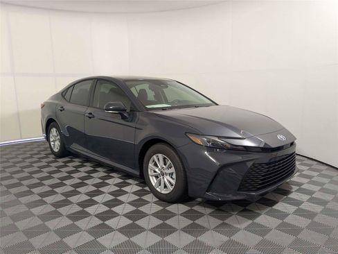 New 2026 Toyota Camry LE FWD image 3