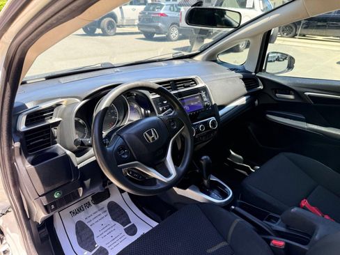 Used 2019 Honda Fit LX image 16