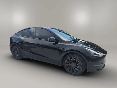 Used 2022 Tesla Model Y Performance AWD/4WD image 10