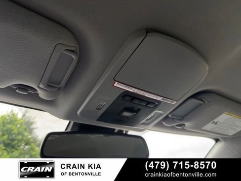 Used 2020 Toyota Camry XLE FWD image 20