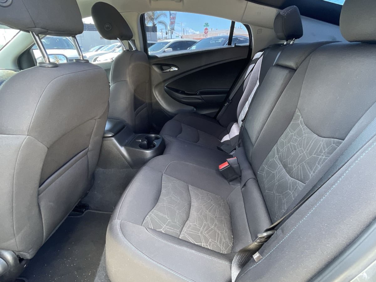 Used 2018 Chevrolet Volt LT FWD image 19