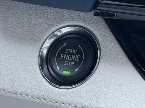 New 2026 Buick Enclave Avenir w/ Super Cruise Package FWD image 36
