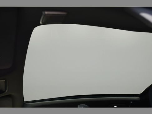 Certified 2025 Cadillac Optiq Sport 2 w/ LPO, Floor Liner Package AWD/4WD image 15