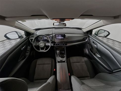 Used 2024 Nissan Rogue SV image 29