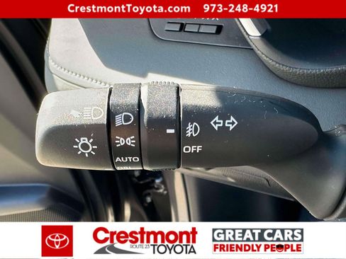 Certified 2025 Toyota Highlander XLE image 23