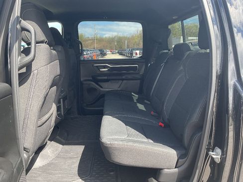 Used 2025 RAM 1500 Big Horn AWD/4WD image 9