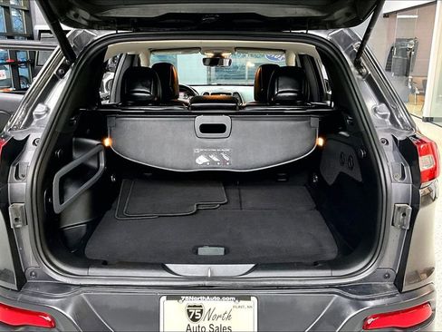 Used 2015 Jeep Cherokee Limited w/ Luxury Group image 23