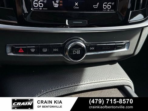 Used 2017 Volvo V90 T6 Cross Country image 19