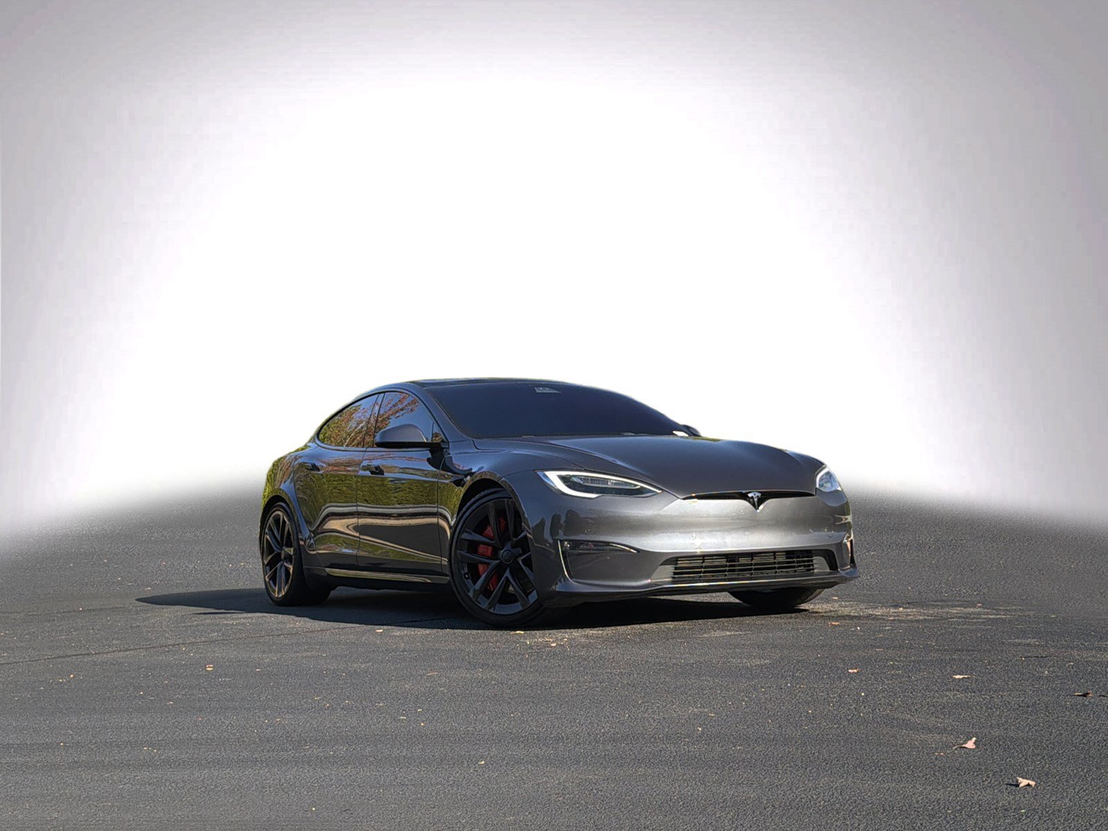 Used 2021 Tesla Model S Plaid AWD/4WD image 2