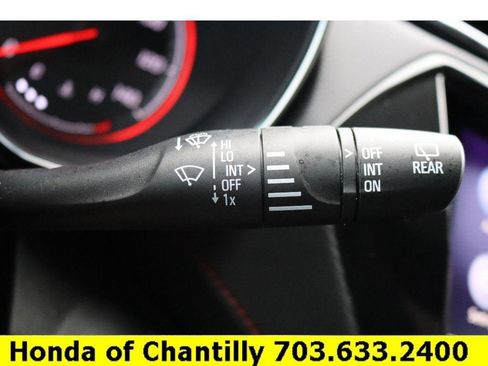 Used 2022 Chevrolet TrailBlazer RS w/ Technology Package image 10