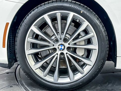 Used 2023 BMW 530i 530i w/ Convenience Package image 26