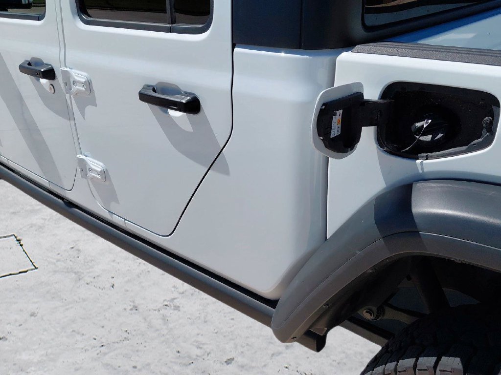Used 2026 Jeep Gladiator Rubicon w/ Steel Power Dome Hood Package AWD/4WD image 20
