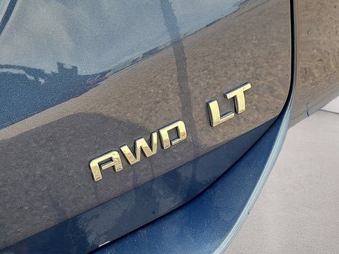 Used 2024 Chevrolet Equinox LT AWD/4WD image 13